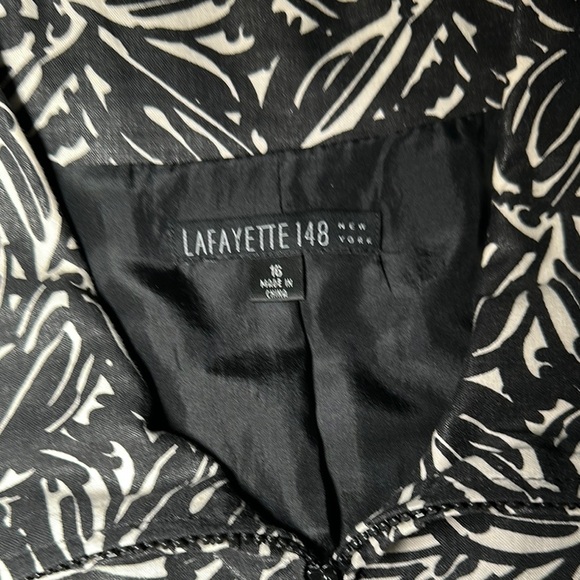 Lafayette 148 New York Women Zip Up Black and White Lightweight Jacket SZ 16 - Picture 5 of 15